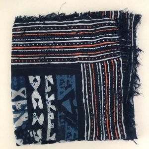 Hollister wrap scarf